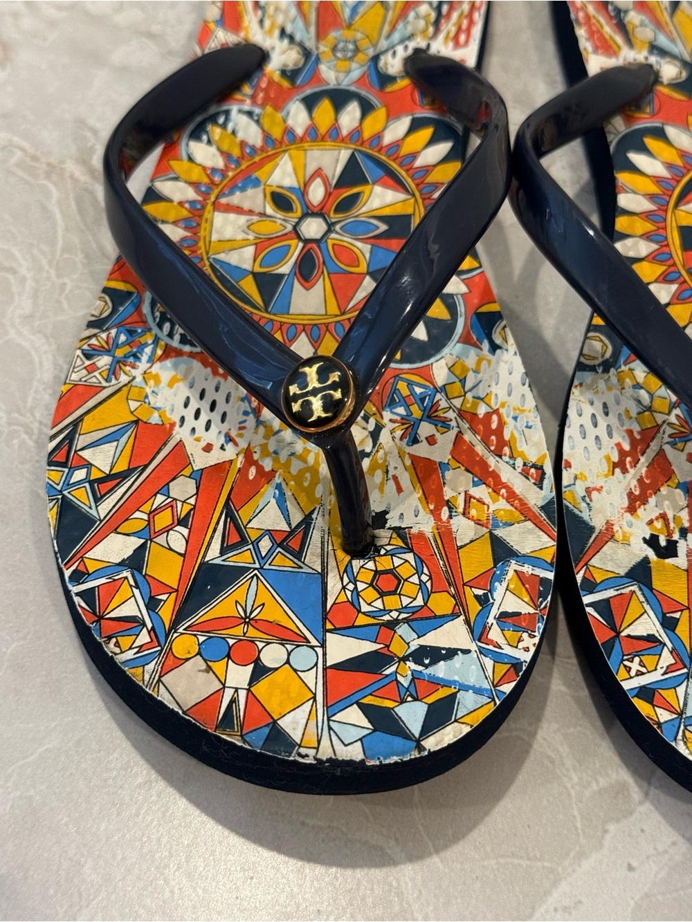 Tory Burch Psychedelic Geo Enamel Logo PVC/EVA Sole Flip Flop Sandal Size 8 - Picture 4 of 10